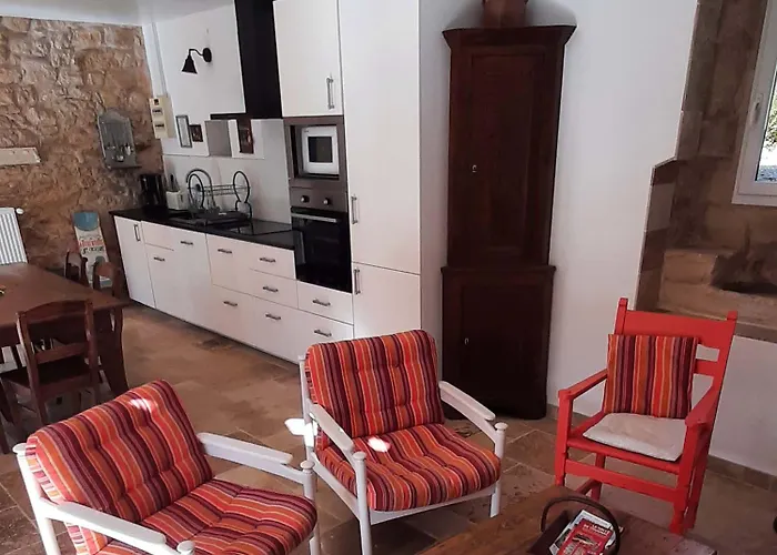 بيت ضيافة De La Melve Milhac