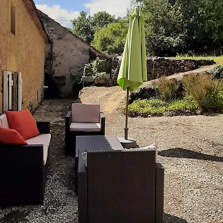 De La Melve Guest house Milhac