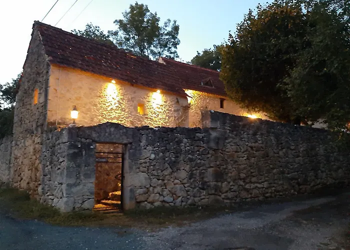 בית הארחה De La Melve 3*